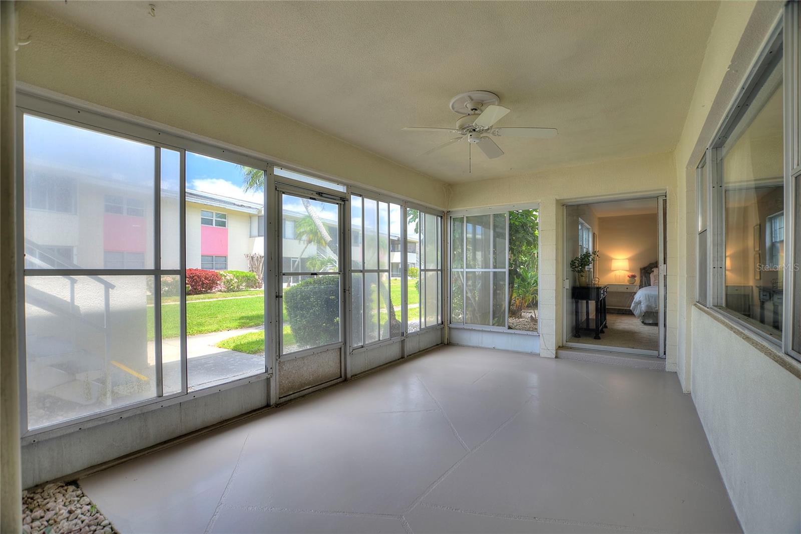 Image 28 of 46 For 2507 Beneva Road 2
