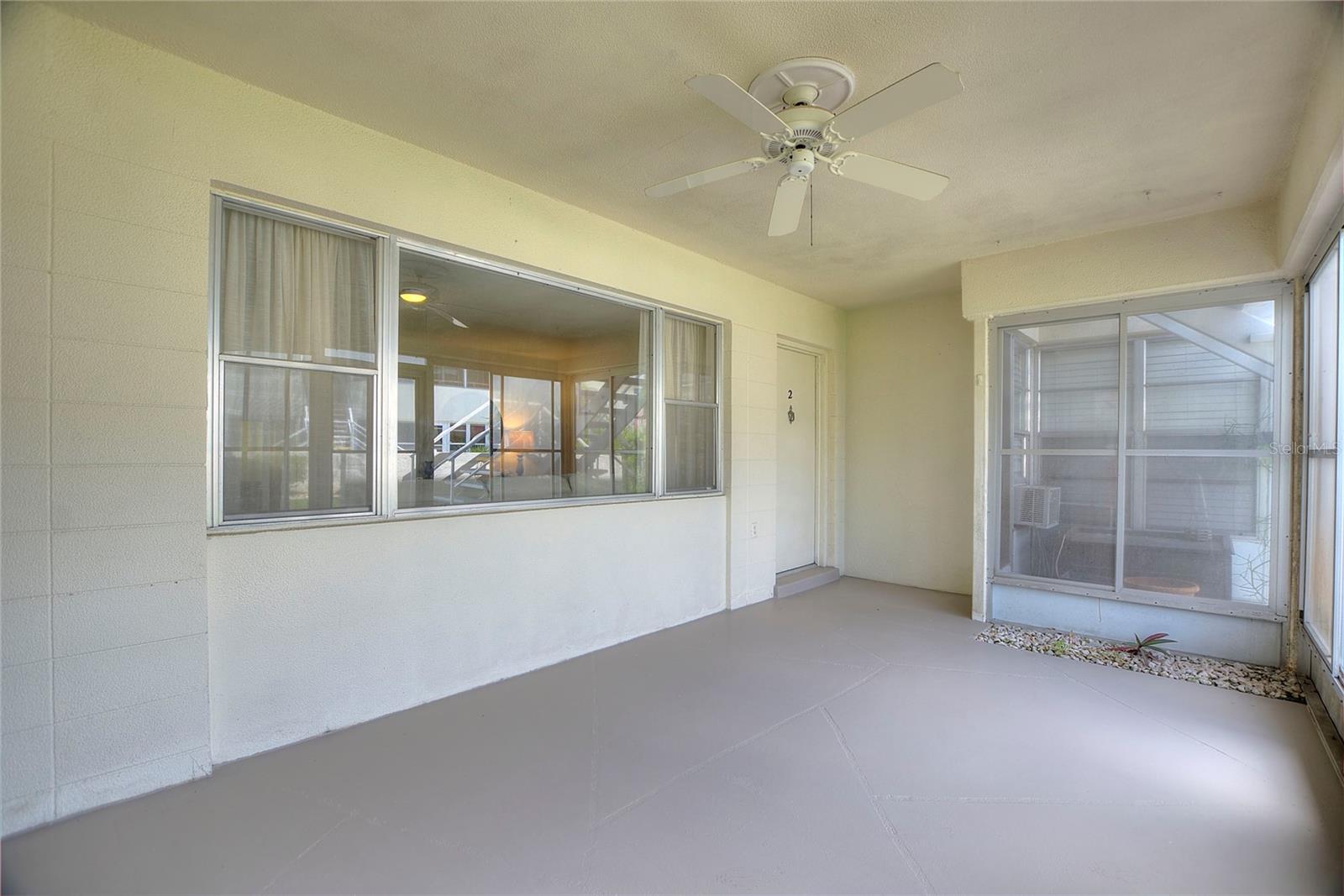 Image 29 of 46 For 2507 Beneva Road 2