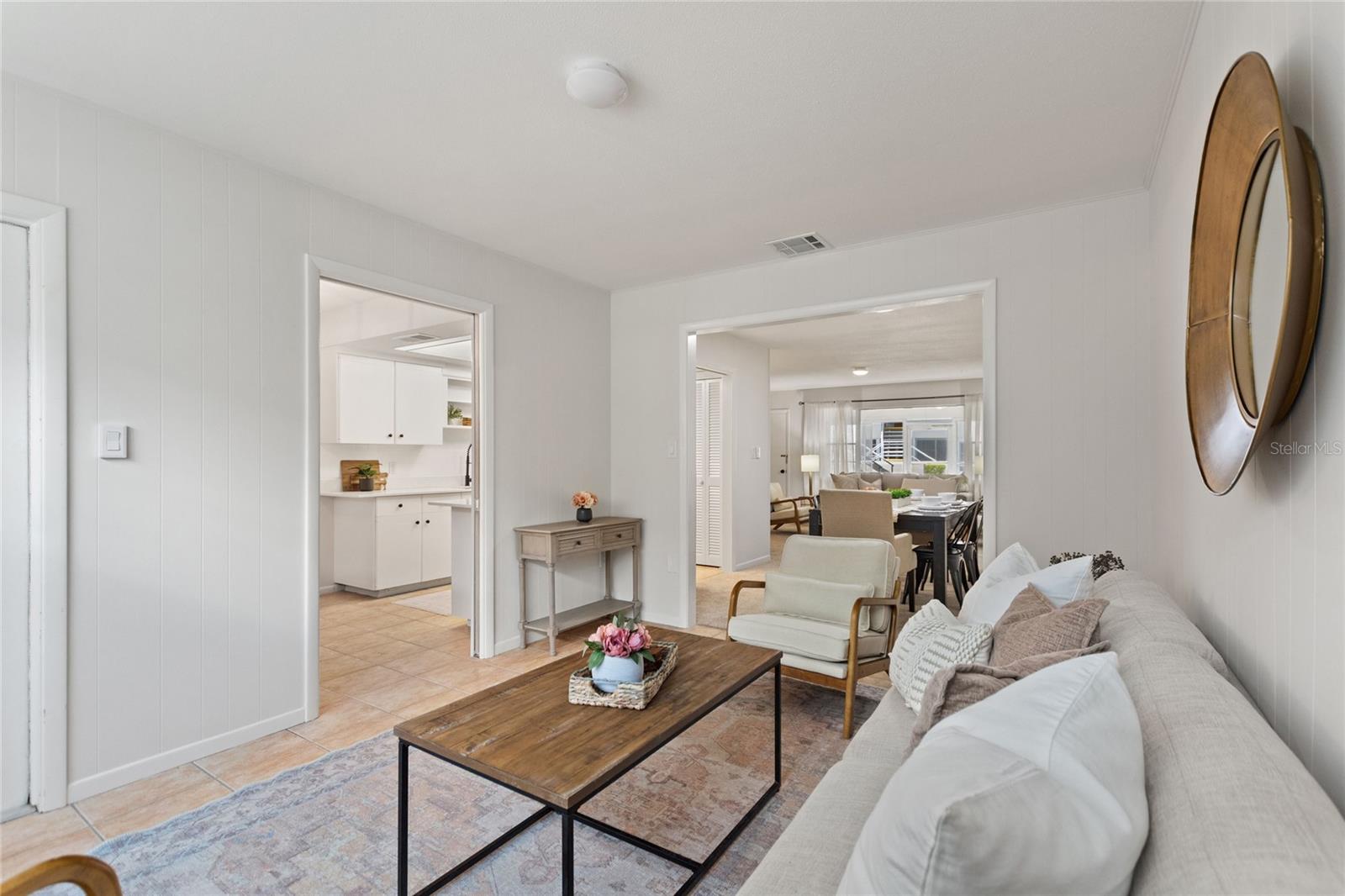 Image 3 of 46 For 2507 Beneva Road 2