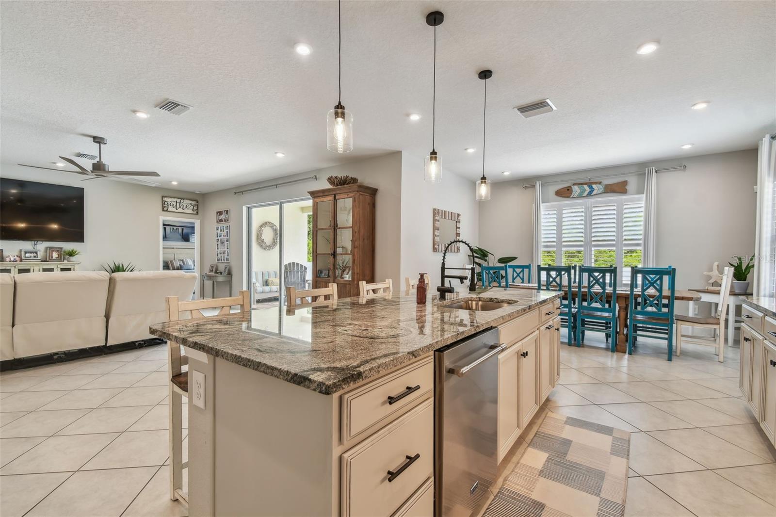 Image 22 of 63 For 5904 114th Drive E