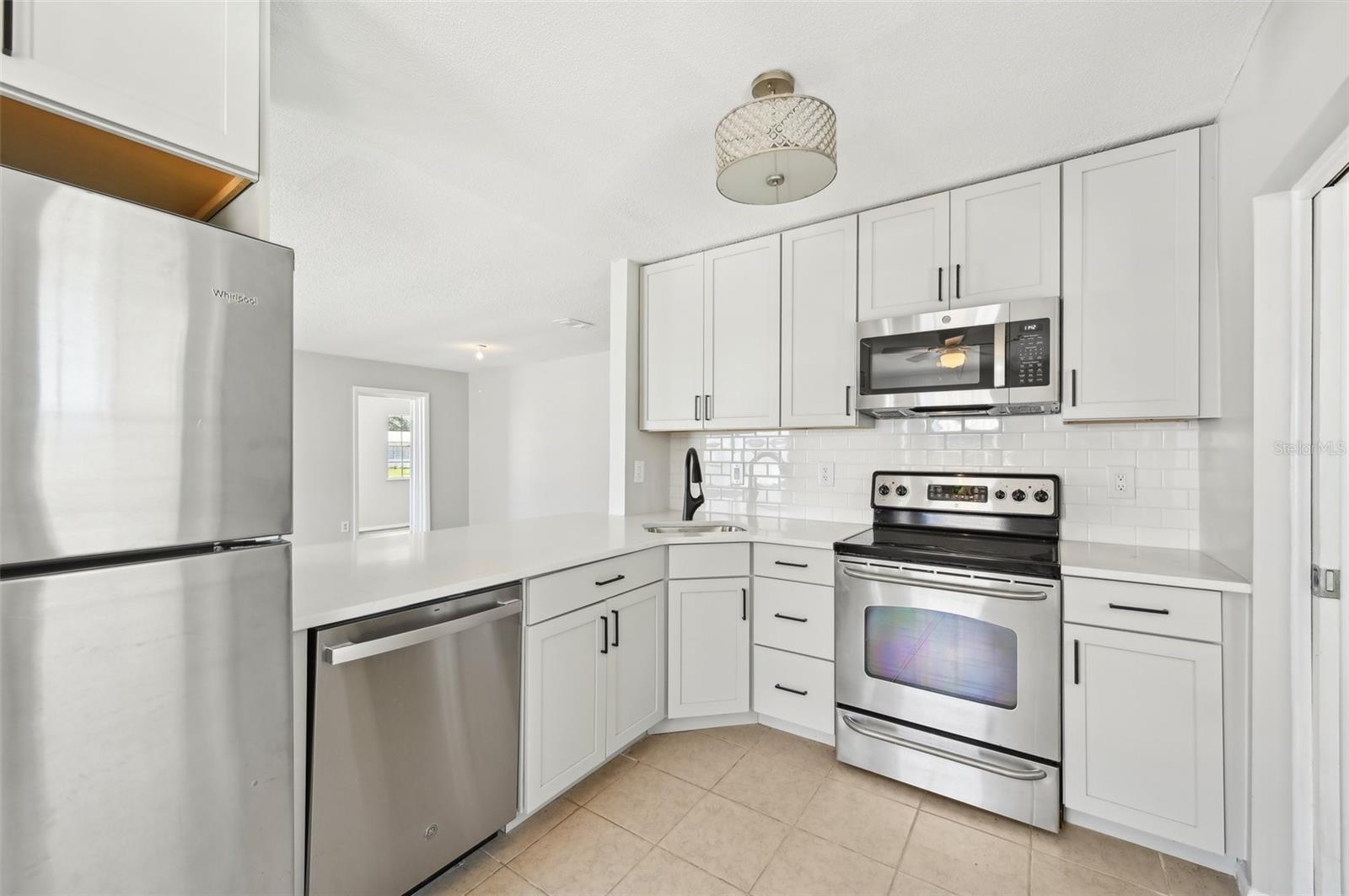 Image 12 of 32 For 920 Myrtle Avenue