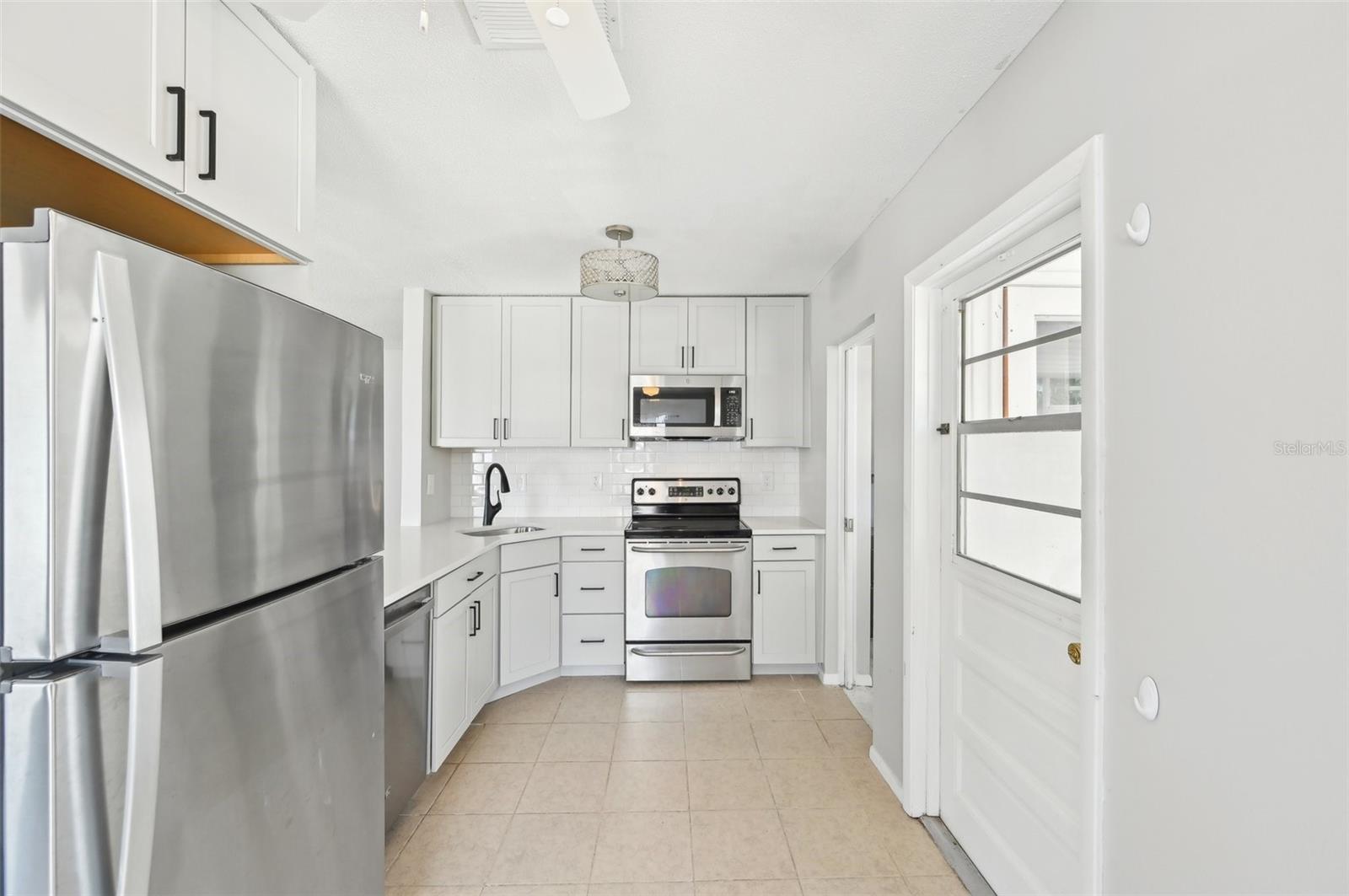 Image 13 of 32 For 920 Myrtle Avenue
