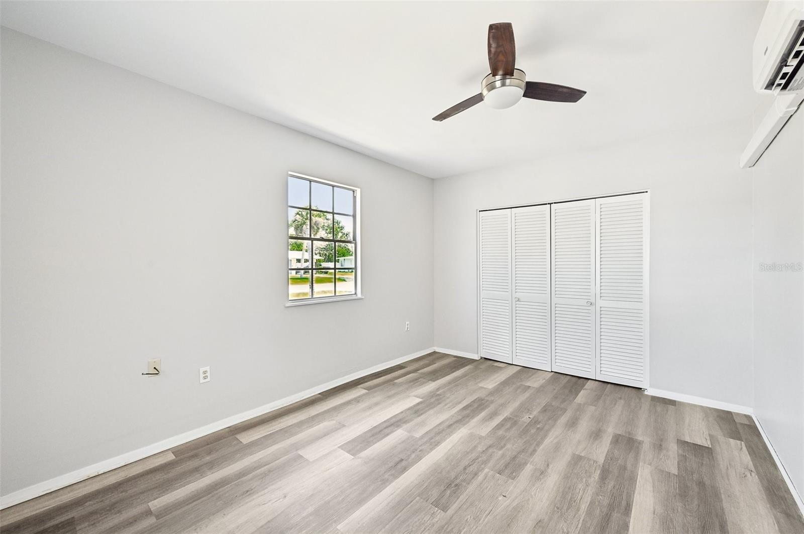 Image 16 of 32 For 920 Myrtle Avenue