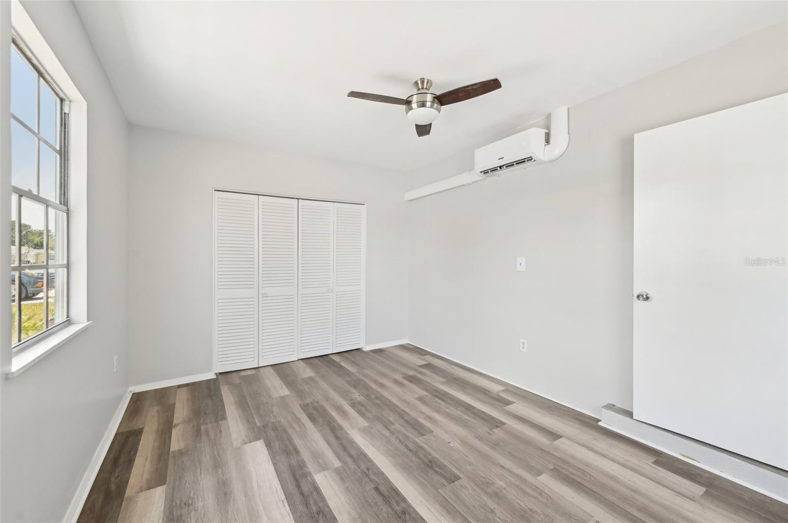 Image 17 of 32 For 920 Myrtle Avenue