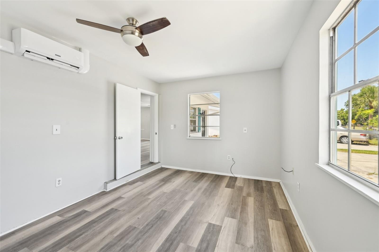 Image 18 of 32 For 920 Myrtle Avenue