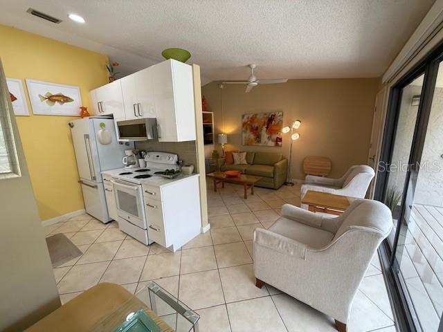Image 6 of 11 For 335 Bobby Jones Road 335
