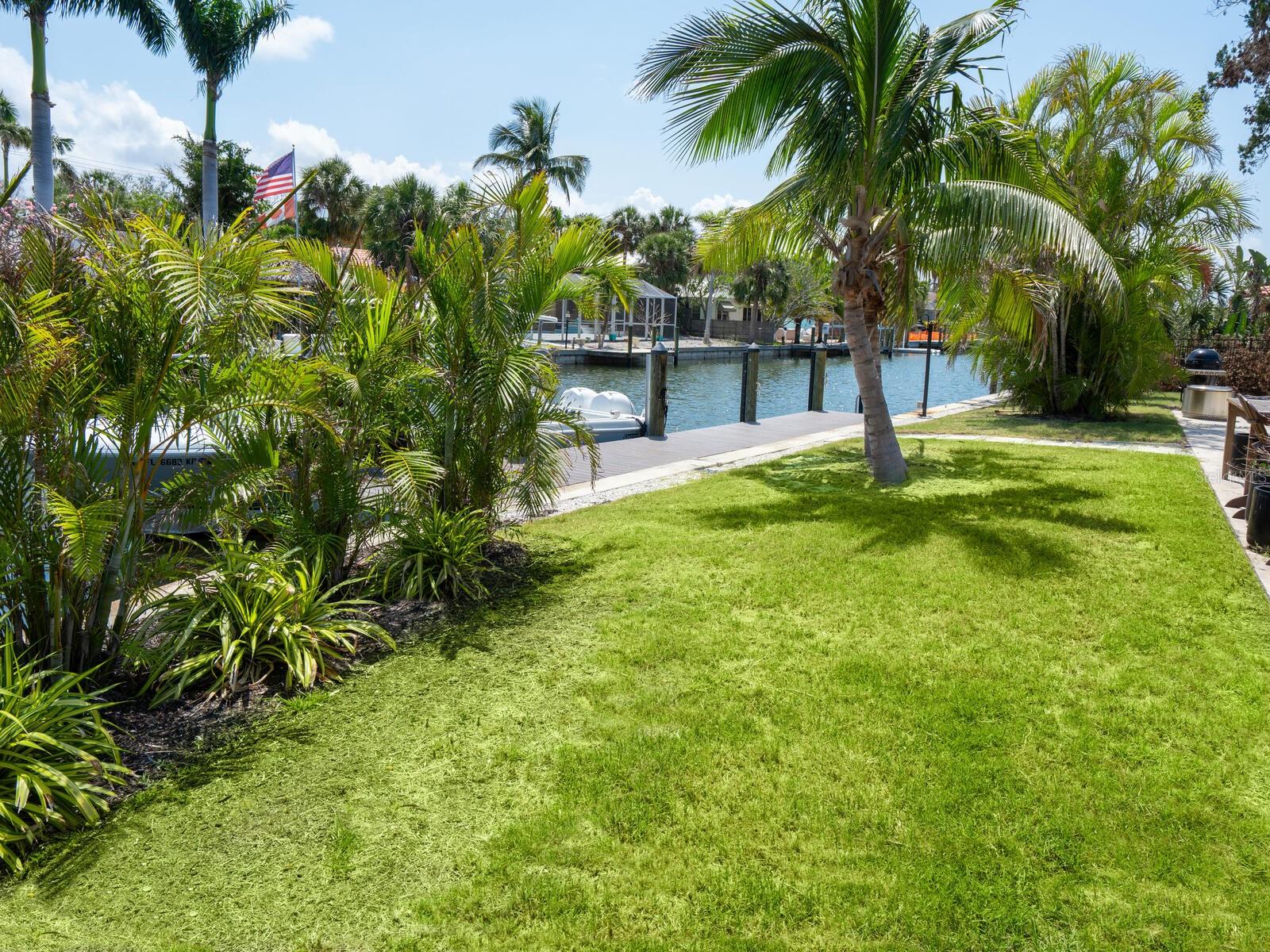 Image 4 of 24 For 609 Lotus Lane