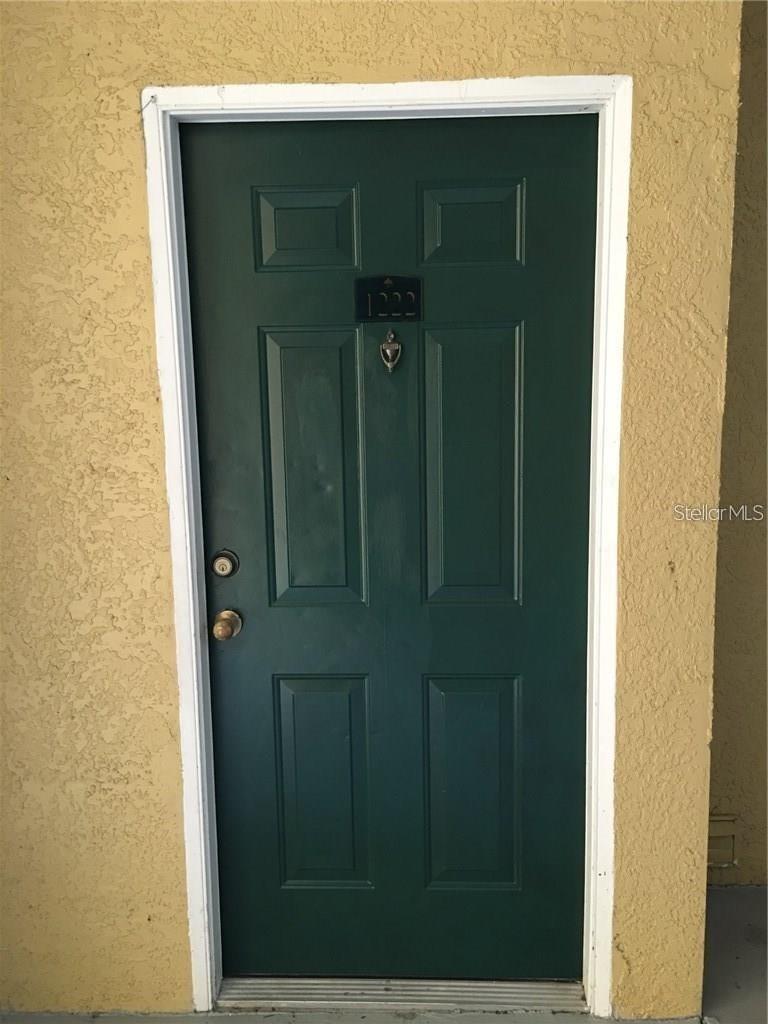 Image 2 of 12 For 18001 Richmond Place Drive 1222