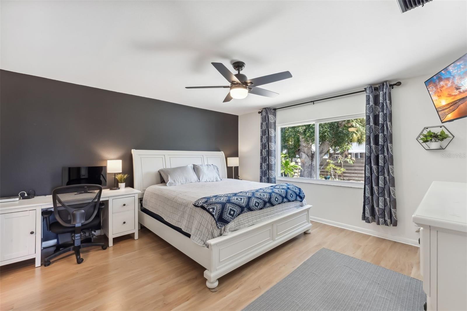 Image 15 of 25 For 6708 11th Avenue Nw