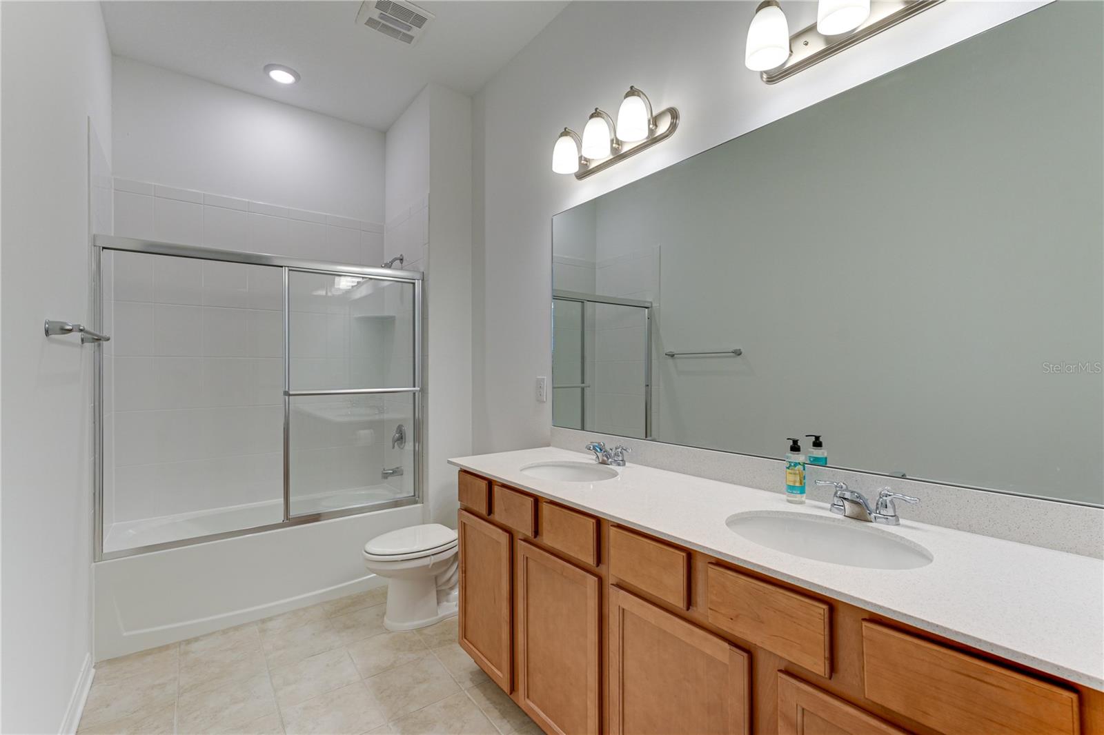 Image 20 of 28 For 7228 Great Egret Boulevard