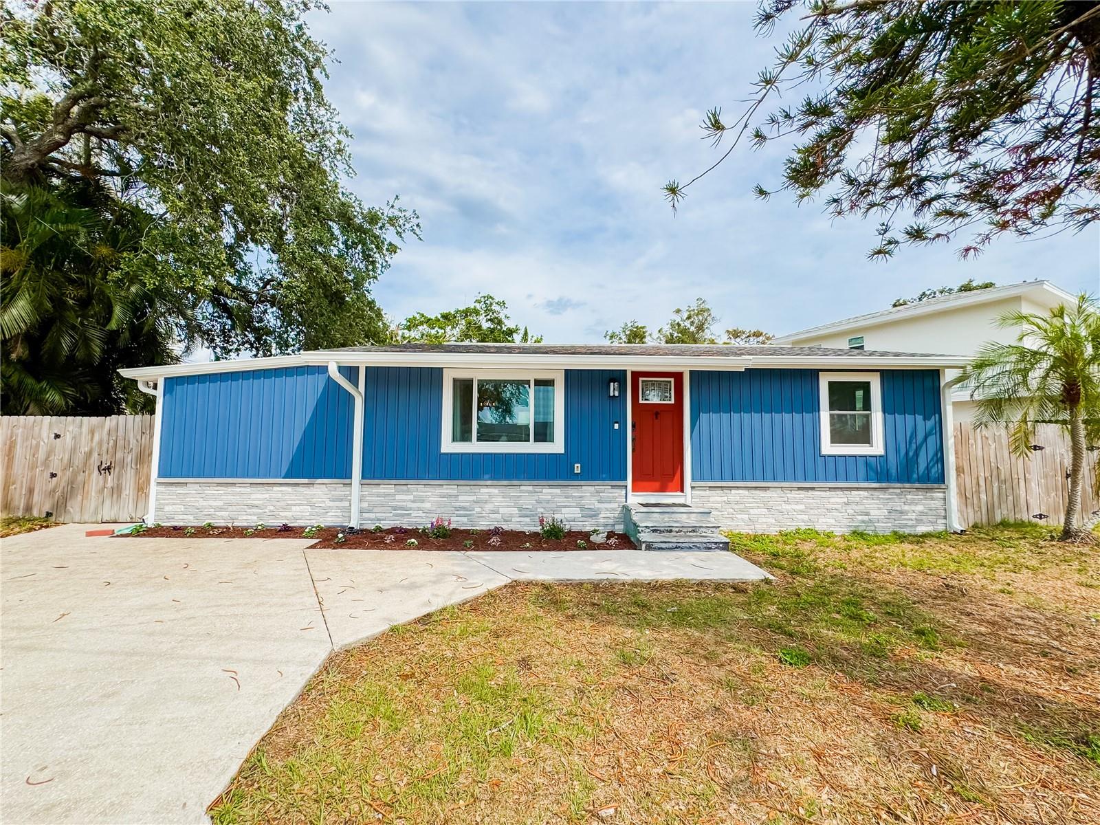 Details for 5307 47th Street Court E, BRADENTON, FL 34203