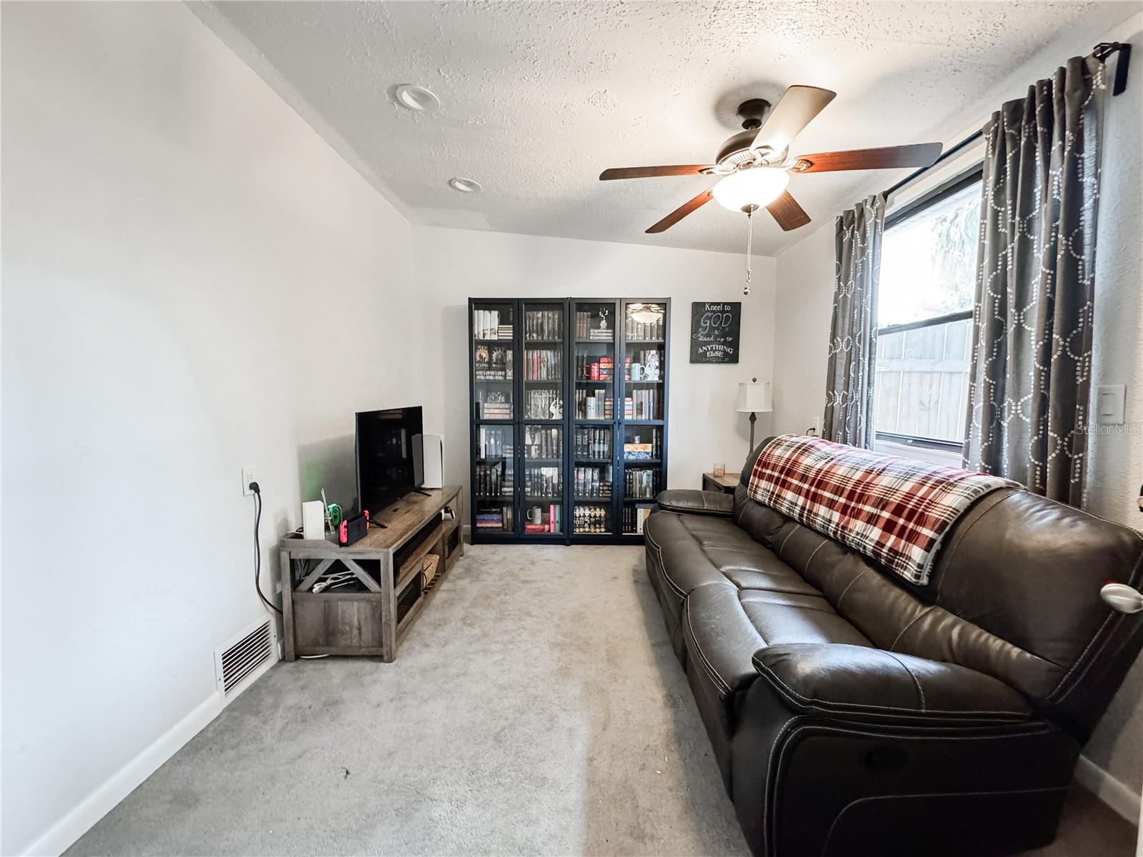 Image 27 of 36 For 5307 47th Street Court E
