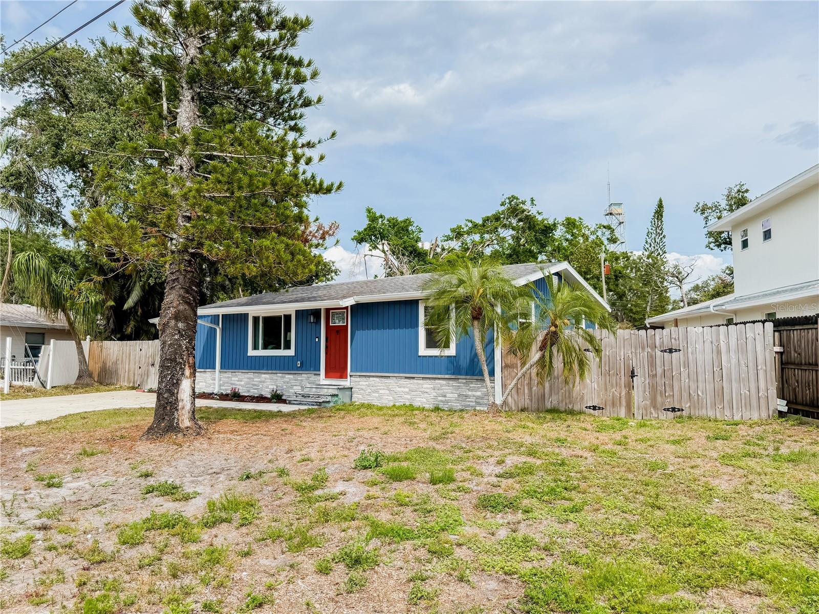 Image 3 of 36 For 5307 47th Street Court E