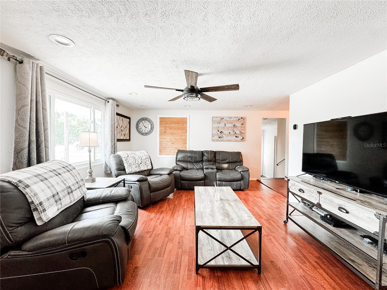Image 6 of 36 For 5307 47th Street Court E