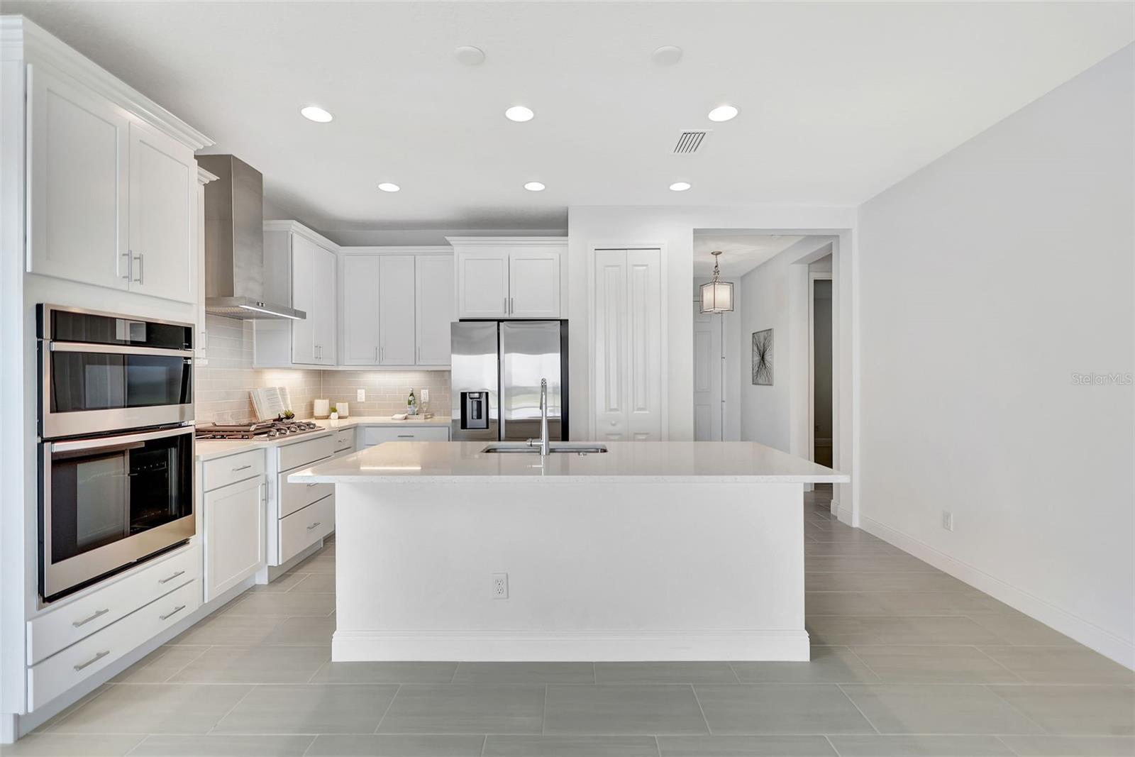 Image 11 of 61 For 251 Okeeffe Circle