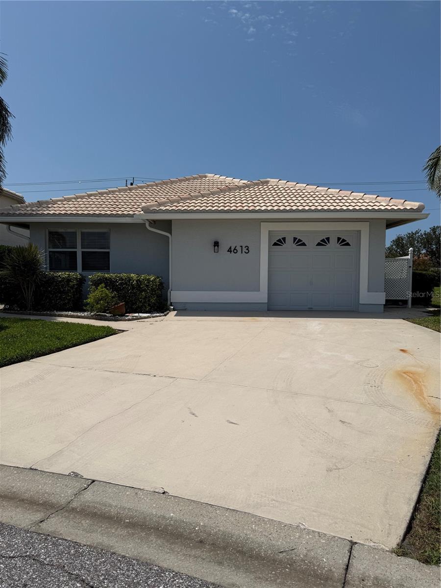 Details for 4613 Muirfield Drive, BRADENTON, FL 34210
