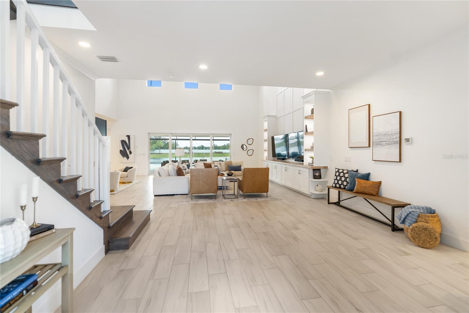 Image 4 of 91 For 18215 Cayo Largo Place