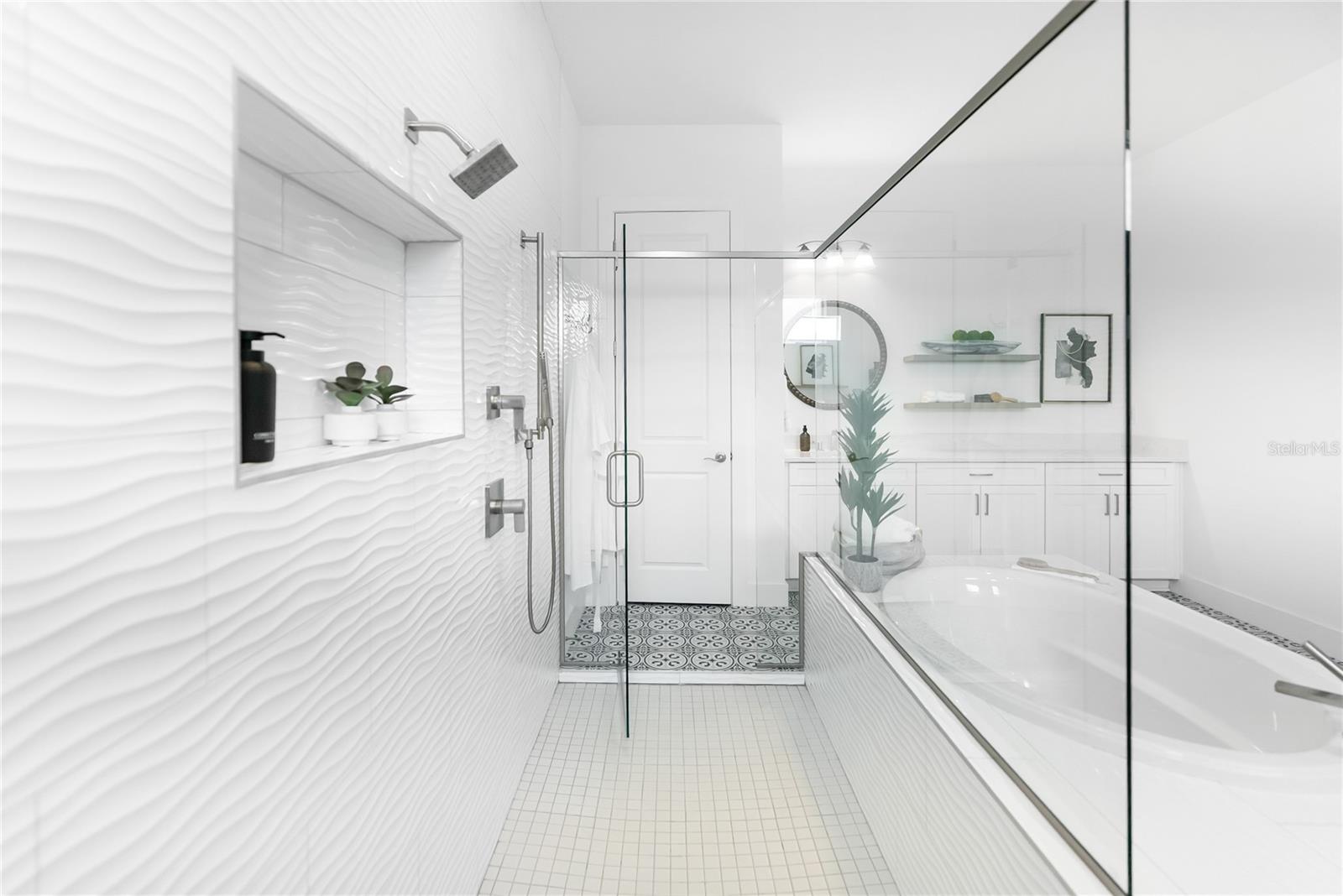 Image 47 of 91 For 18215 Cayo Largo Place