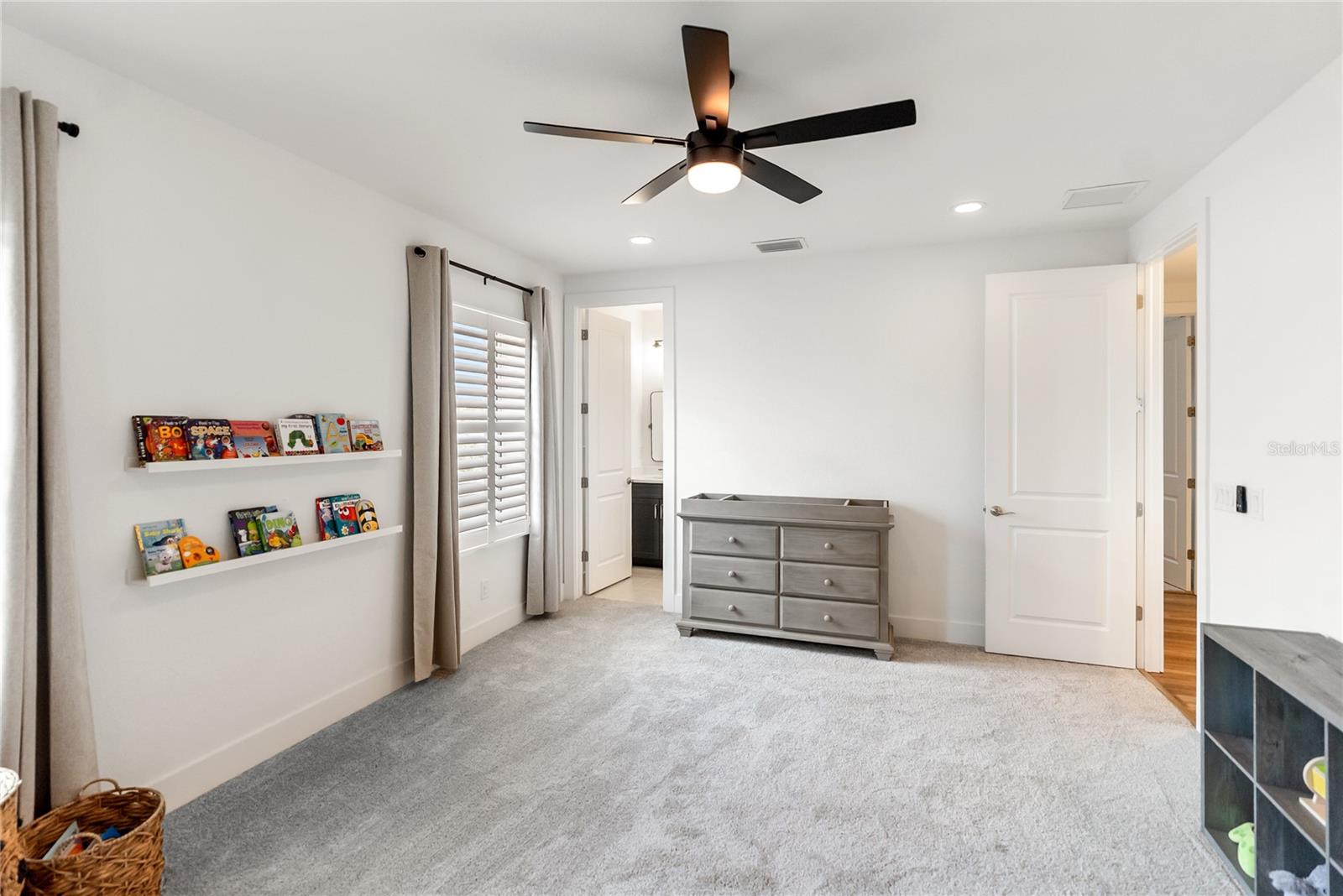 Image 61 of 91 For 18215 Cayo Largo Place