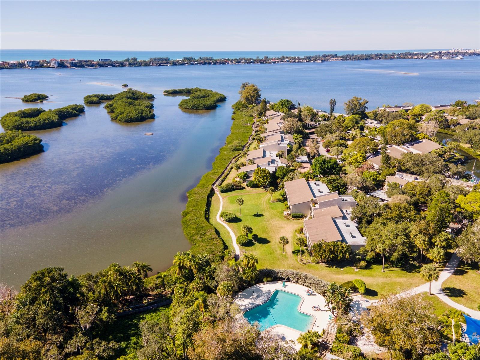 Image 31 of 41 For 1629 Pelican Cove Road 138a