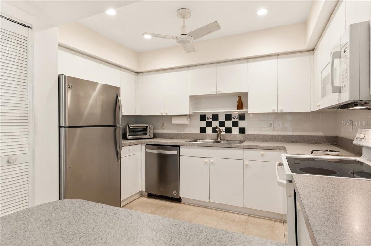 Image 4 of 41 For 1629 Pelican Cove Road 138a