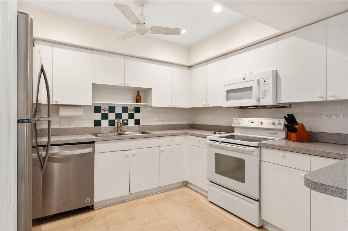 Image 5 of 41 For 1629 Pelican Cove Road 138a