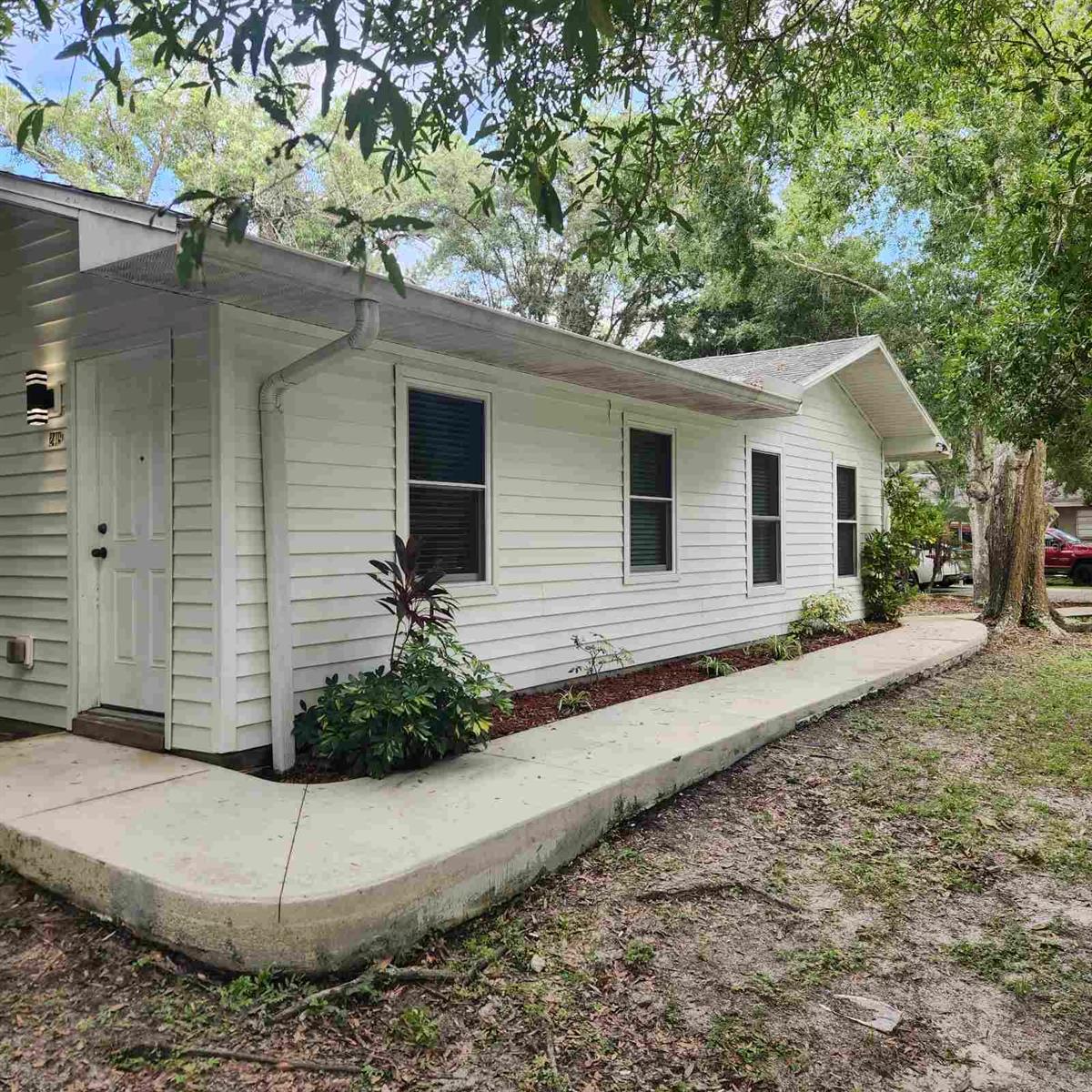 Image 10 of 11 For 2419 Wells Avenue