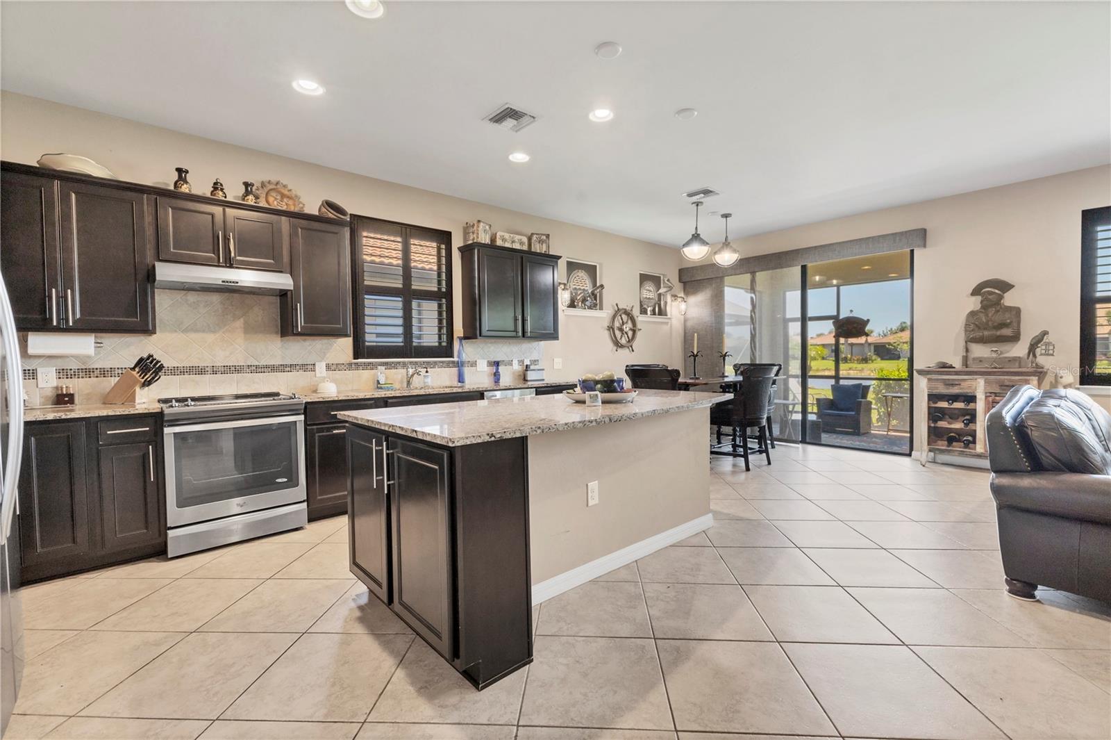 Image 11 of 50 For 13841 Rinuccio Street