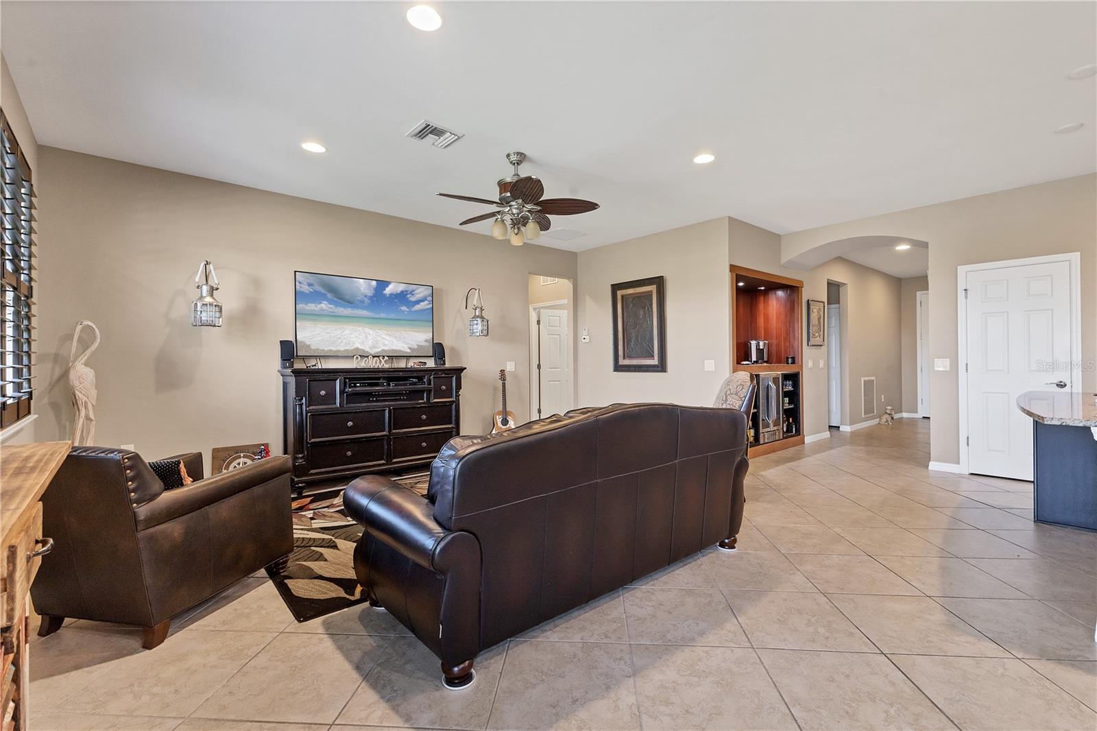 Image 7 of 50 For 13841 Rinuccio Street