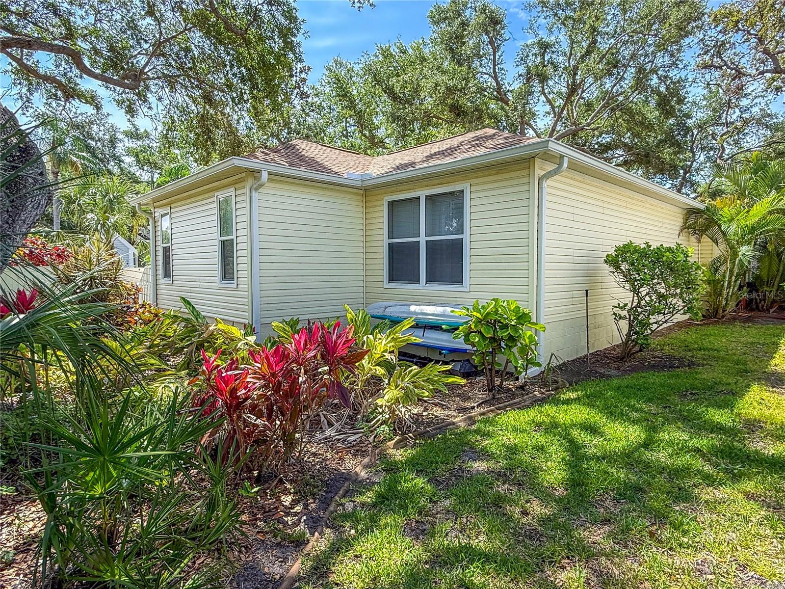 Image 45 of 57 For 6402 23rd Avenue Drive W