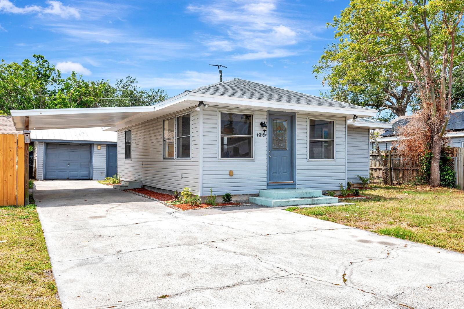 Image 47 of 54 For 609 25th Avenue W