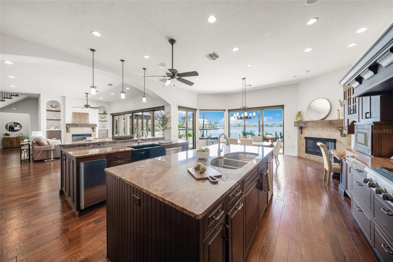 Image 13 of 97 For 3576 San Remo Terrace