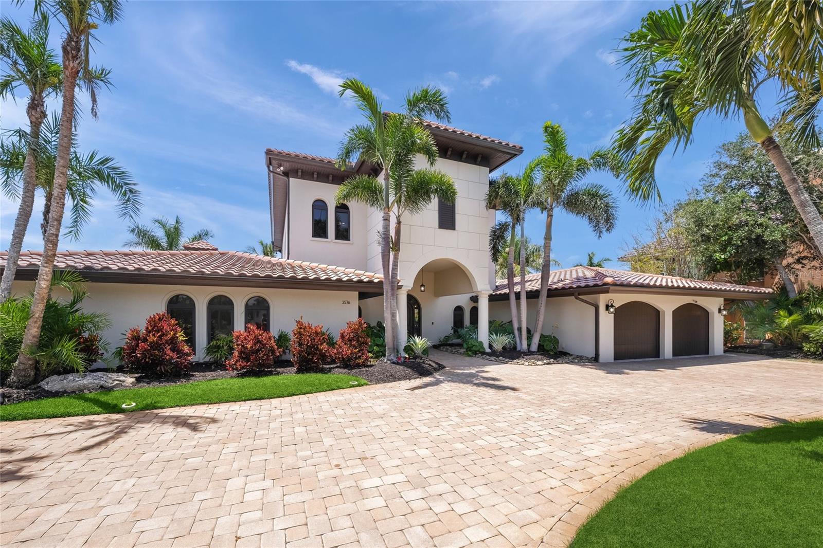 Image 6 of 97 For 3576 San Remo Terrace