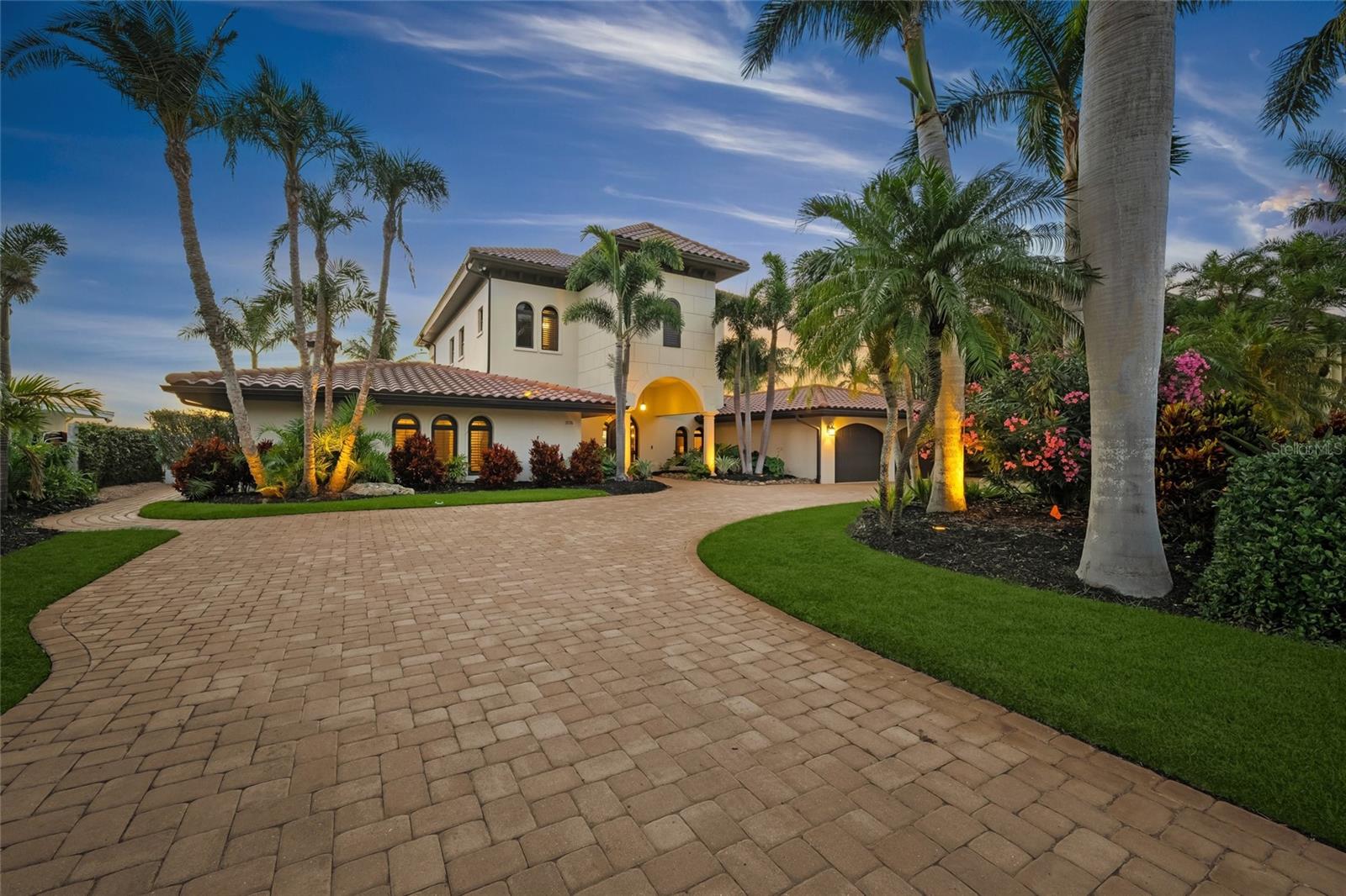 Image 65 of 97 For 3576 San Remo Terrace