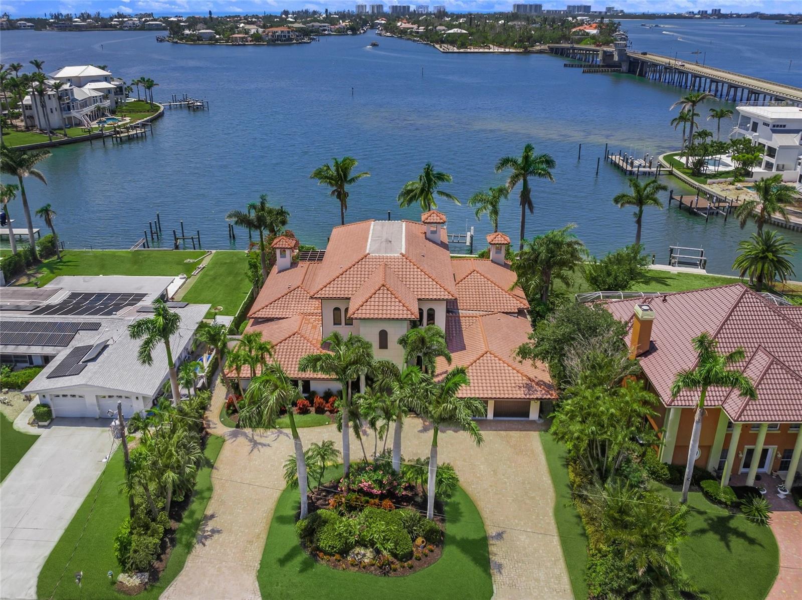 Image 88 of 97 For 3576 San Remo Terrace