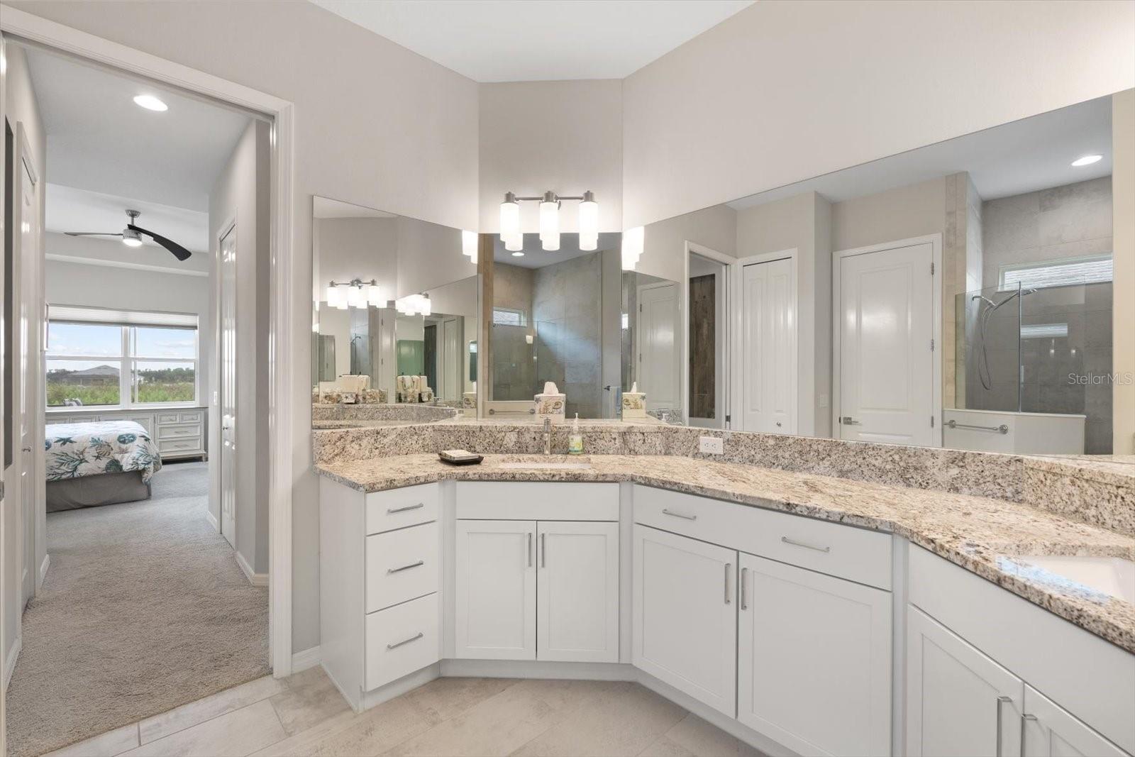 Image 28 of 53 For 12339 Glenridge Lane