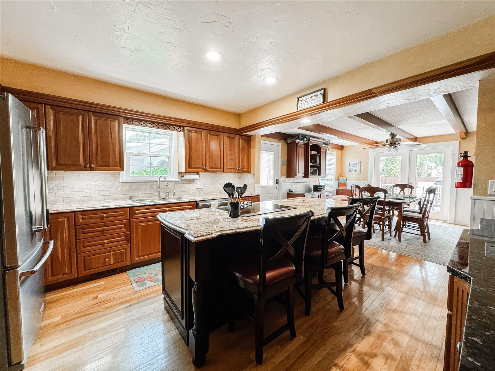 Image 10 of 55 For 708 32nd Street W