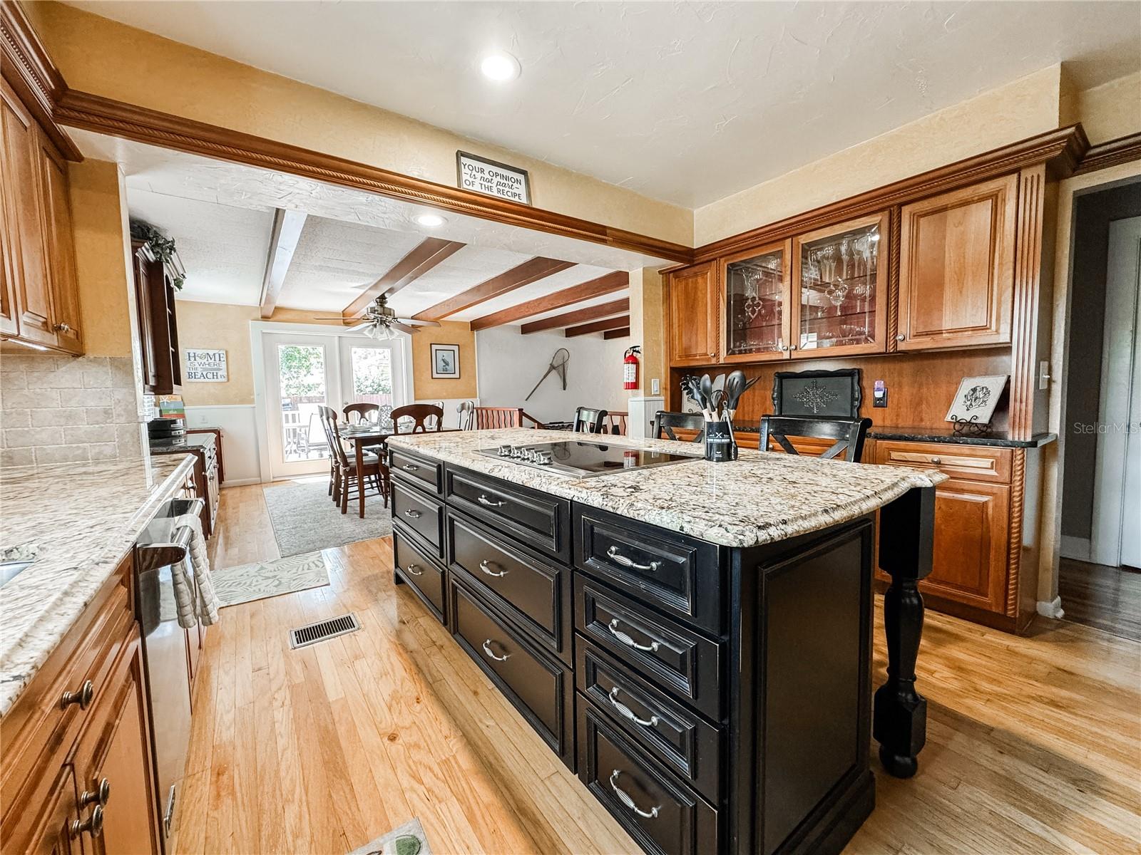 Image 12 of 55 For 708 32nd Street W