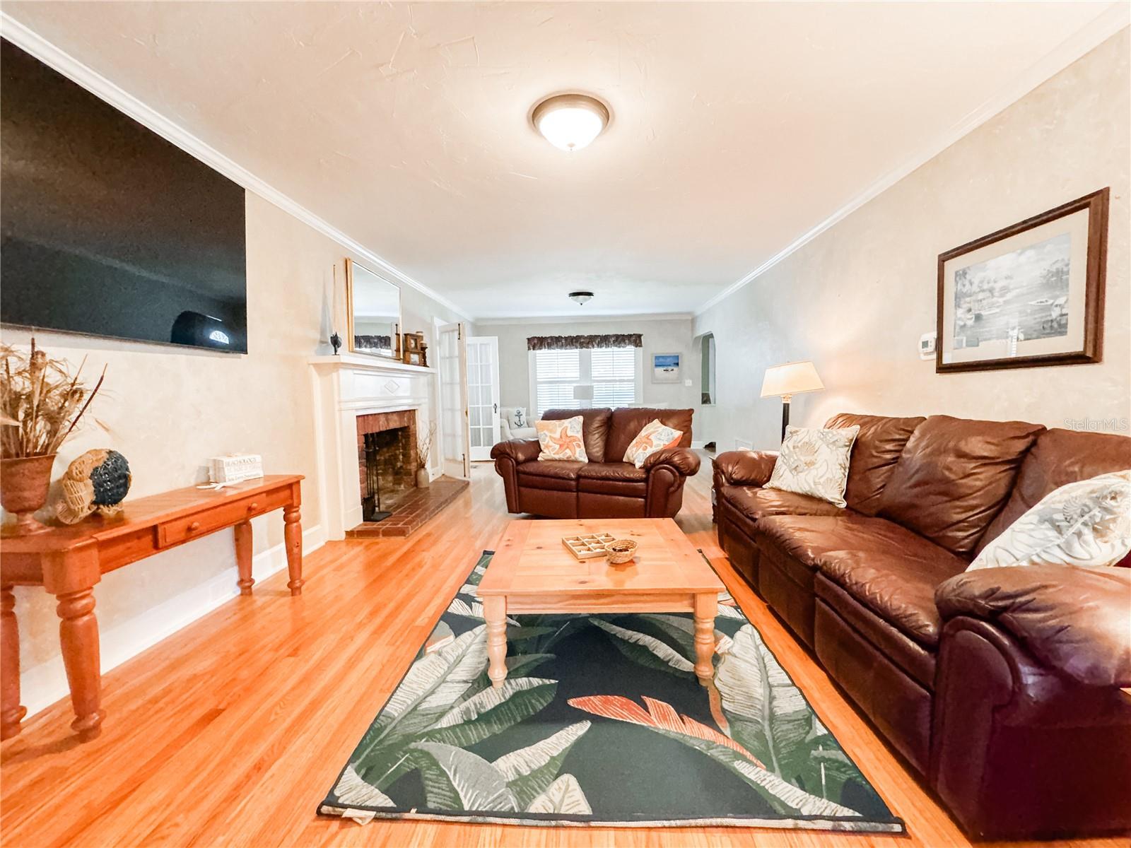 Image 22 of 55 For 708 32nd Street W