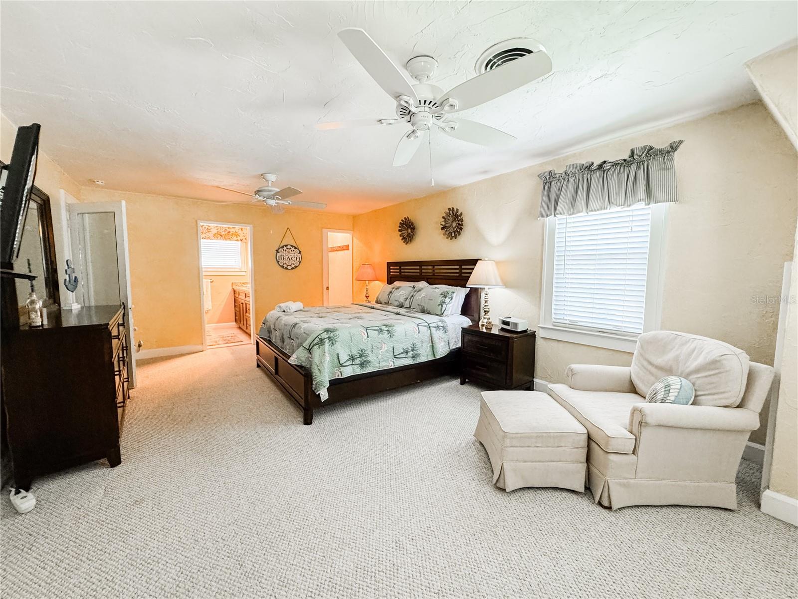 Image 32 of 55 For 708 32nd Street W
