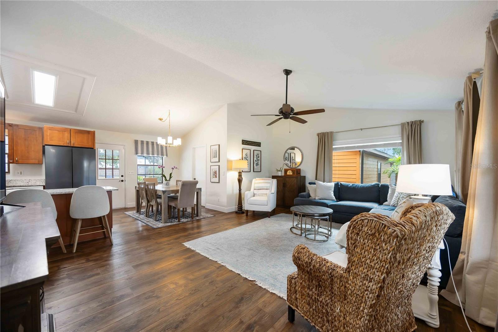 Image 13 of 58 For 5204 24th Avenue E