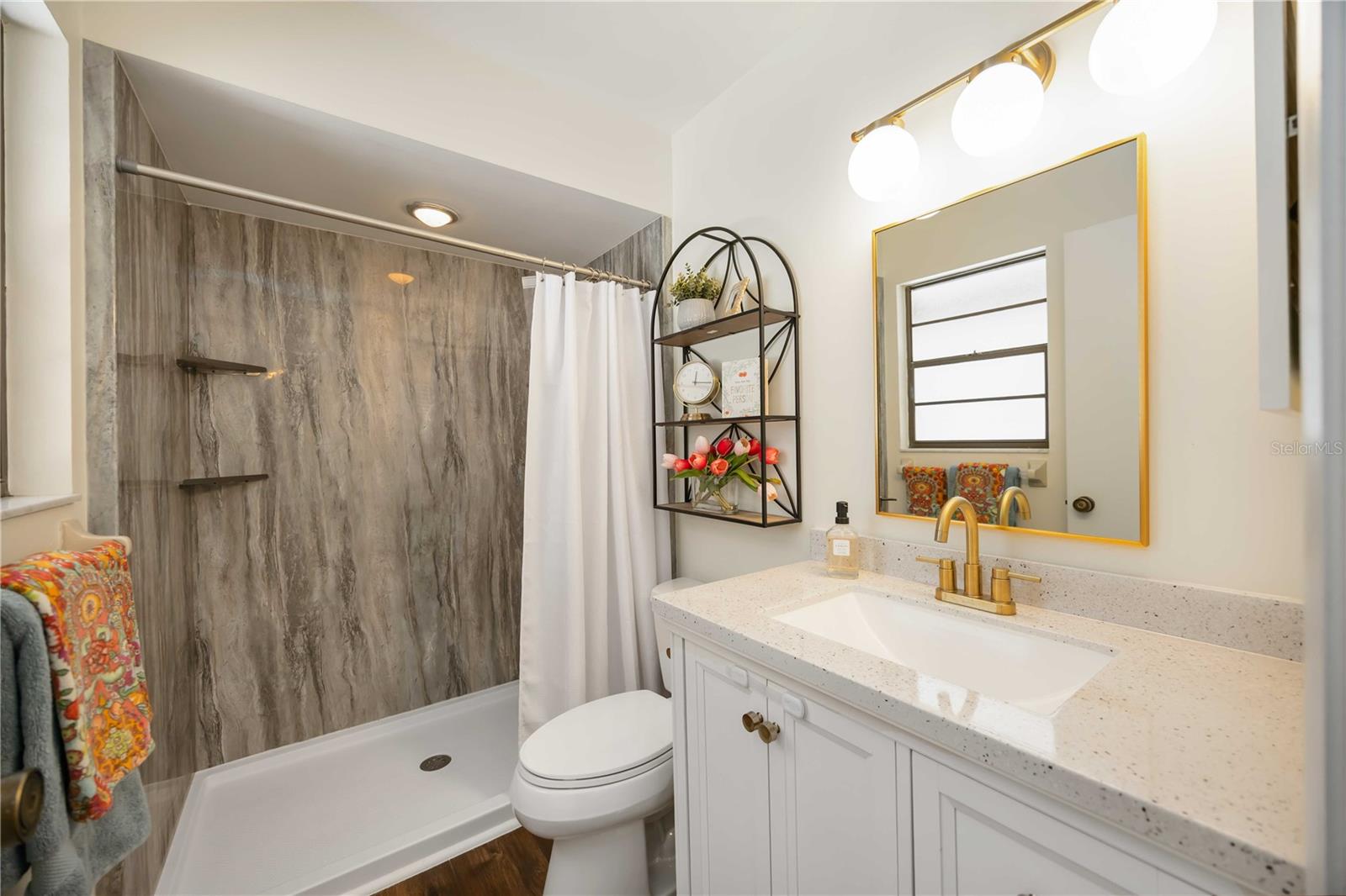 Image 22 of 58 For 5204 24th Avenue E