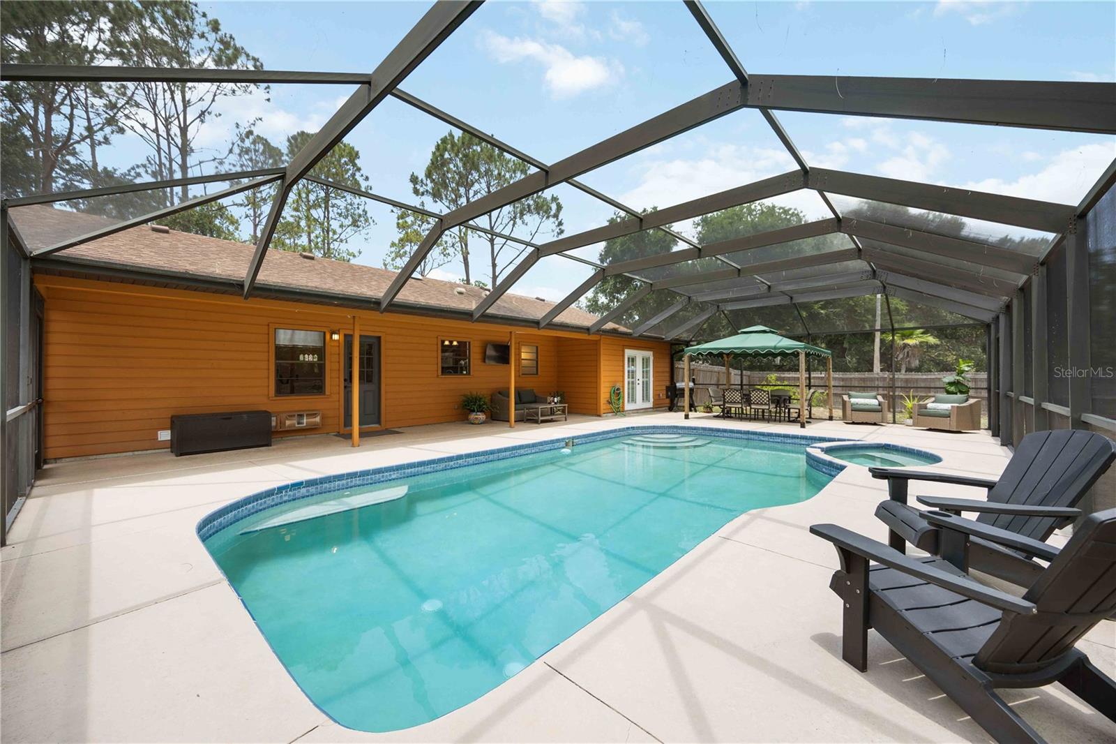 Image 3 of 58 For 5204 24th Avenue E