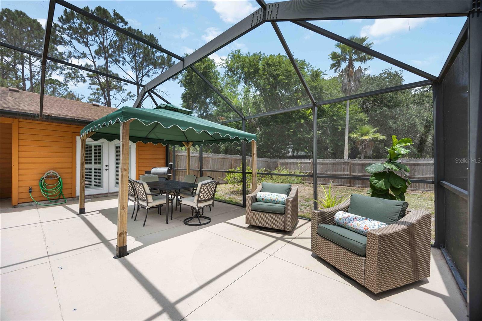 Image 36 of 58 For 5204 24th Avenue E