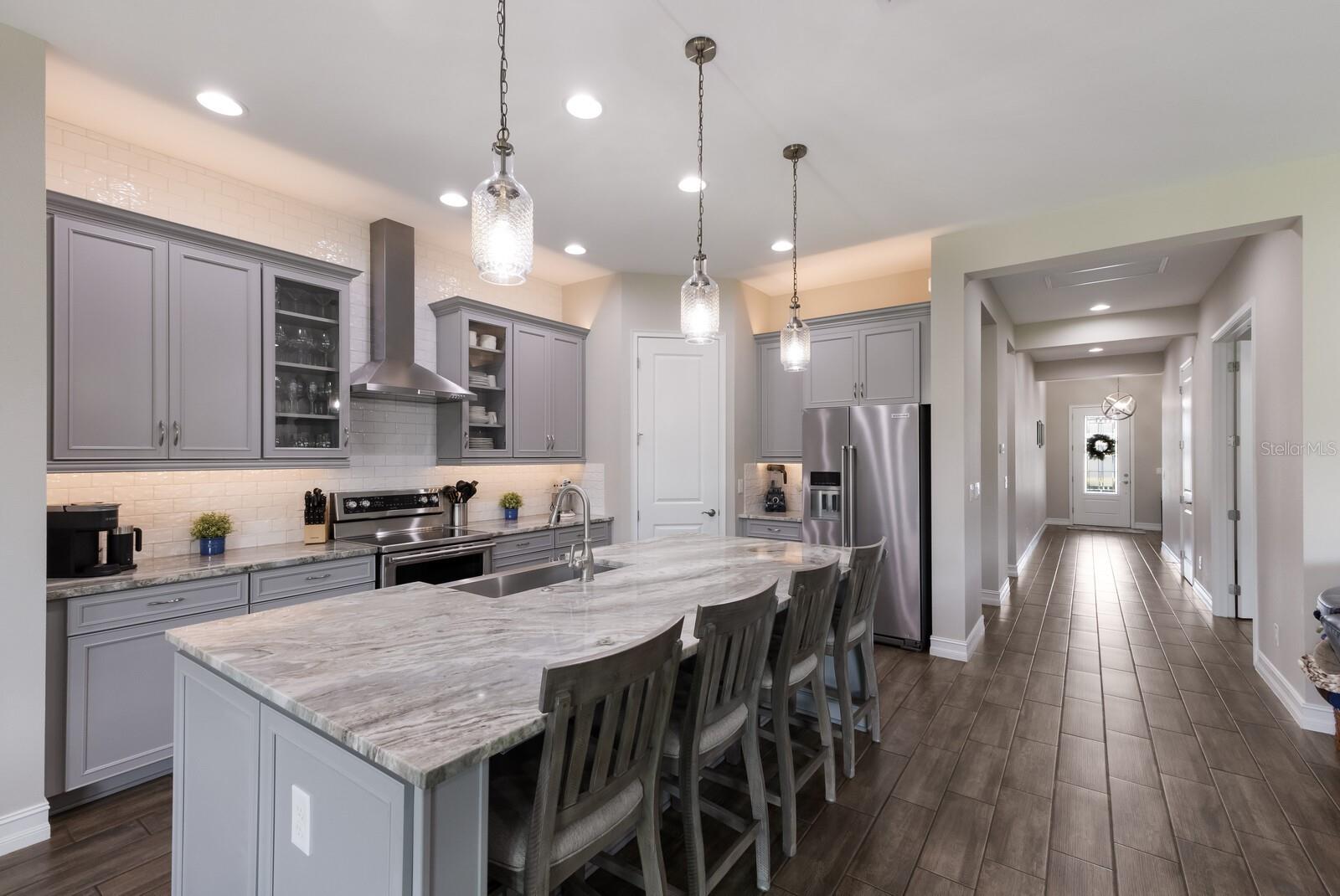 Image 11 of 31 For 11513 11th Avenue E