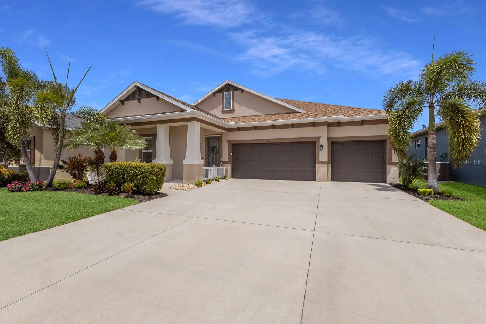 Image 3 of 31 For 11513 11th Avenue E