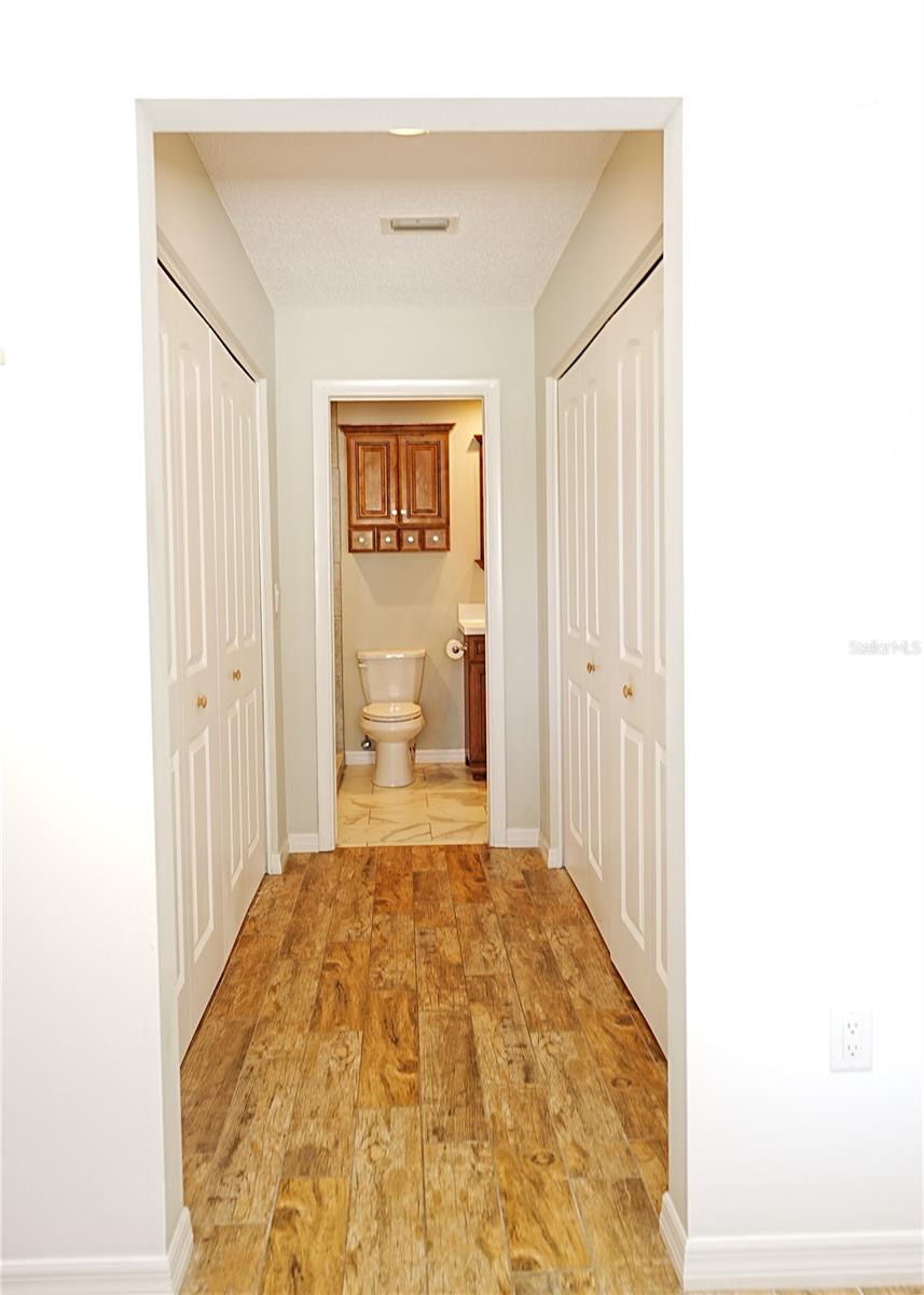 Image 12 of 36 For 802 Capri Isles Boulevard 231