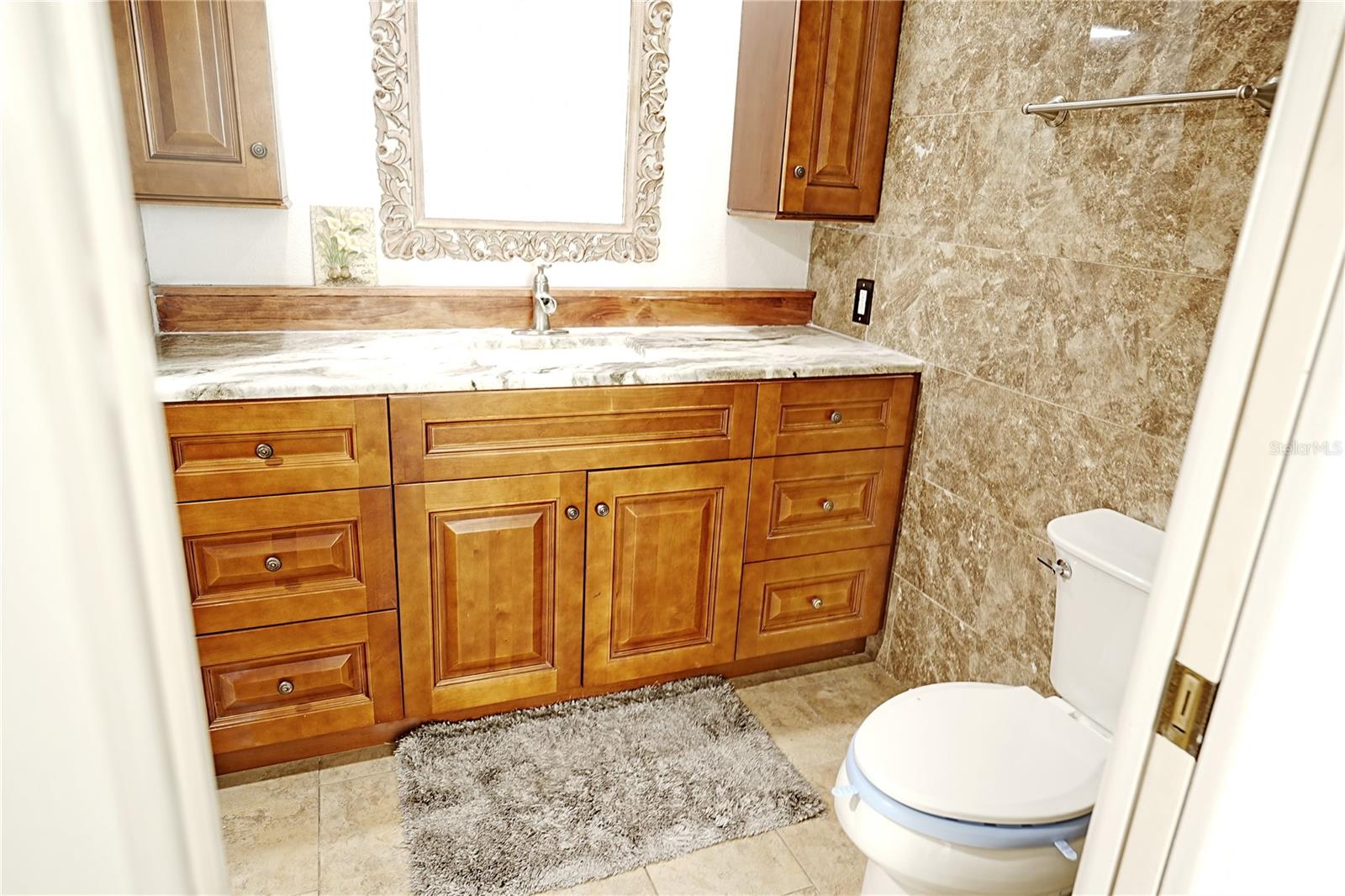 Image 21 of 36 For 802 Capri Isles Boulevard 231
