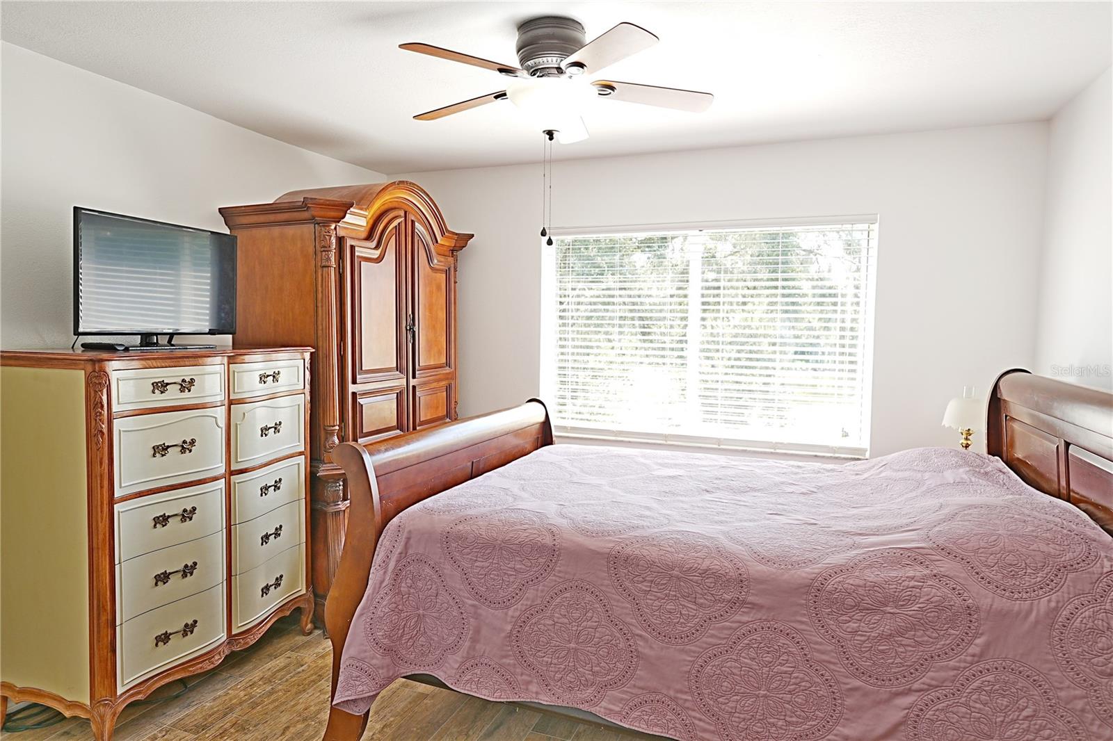 Image 27 of 36 For 802 Capri Isles Boulevard 231