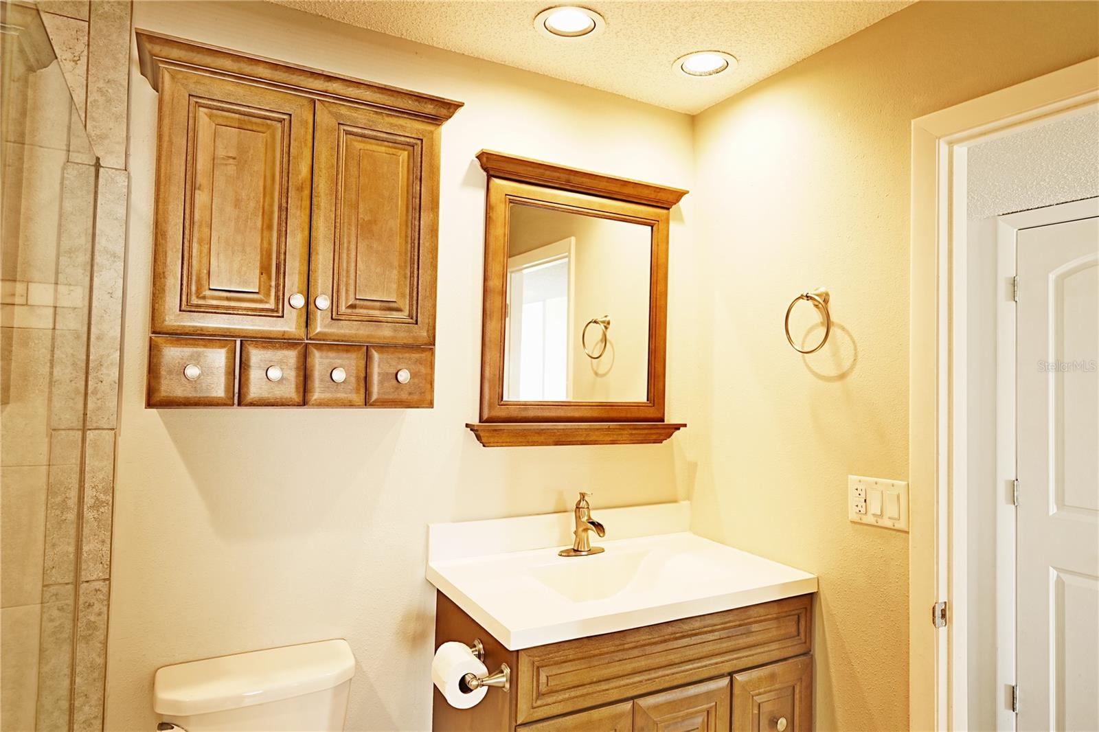 Image 33 of 36 For 802 Capri Isles Boulevard 231